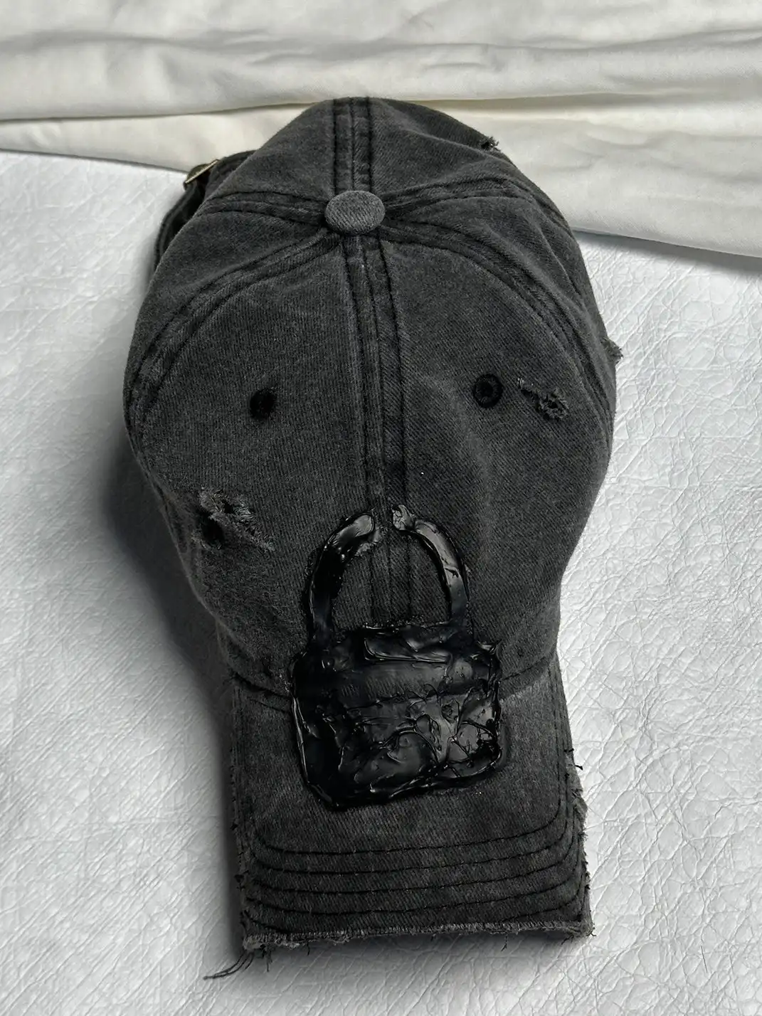 BR | Distressed Cut Washed Vintage Curved Brim Baseball Cap