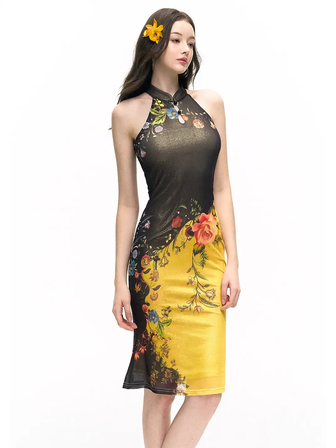 HiimDai | Gold Foil Printed Slim Fit Halter Neck Dress