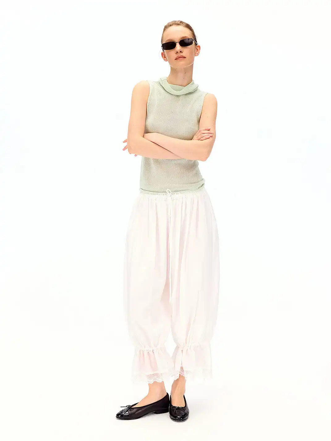 CURRI AND | Lace Hem Drawstring Cropped Balloon Pants