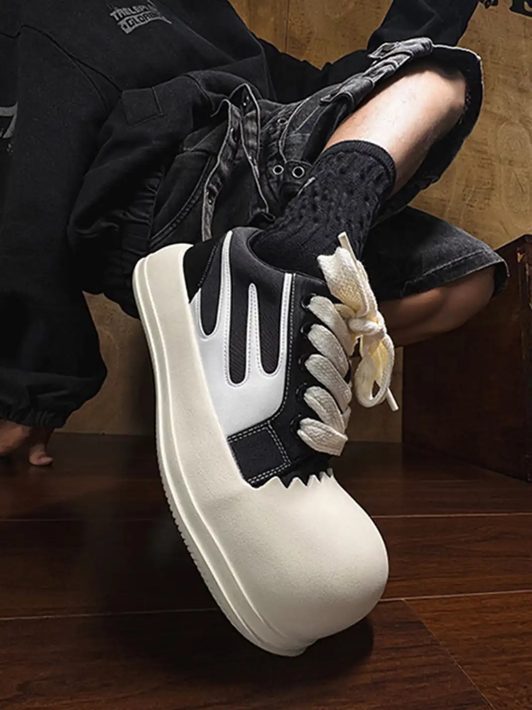 Uenoplanet | Jagged Edge Oversized Round Toe Chunky Platform Skate Sneakers