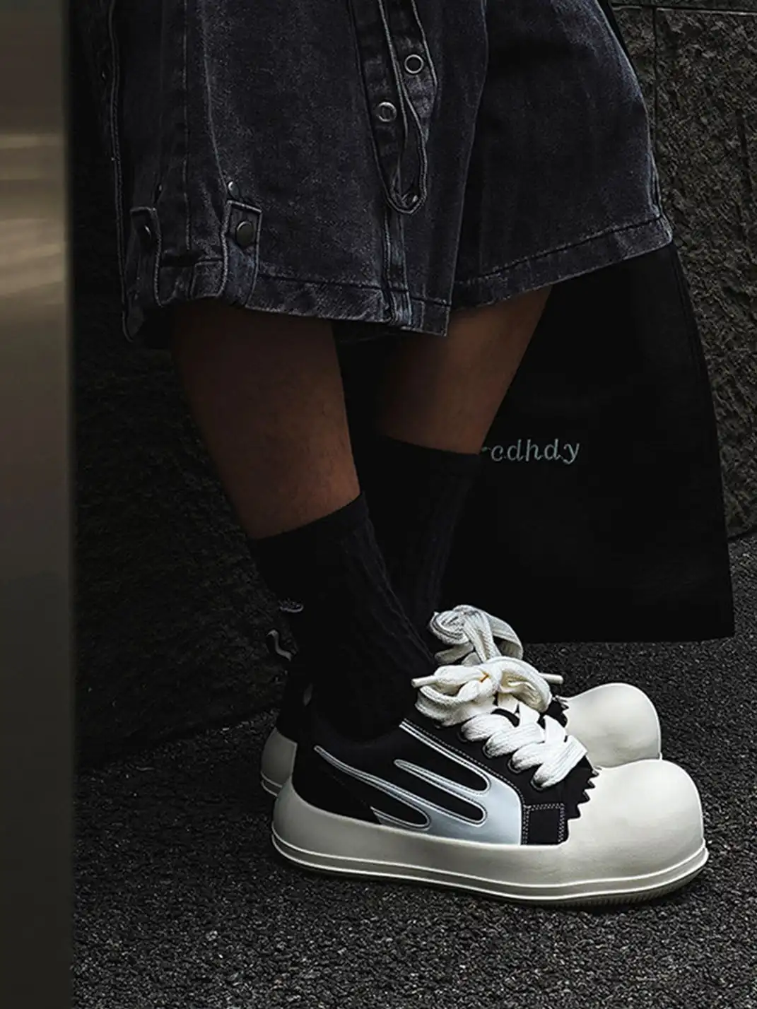 Uenoplanet | Jagged Edge Oversized Round Toe Chunky Platform Skate Sneakers