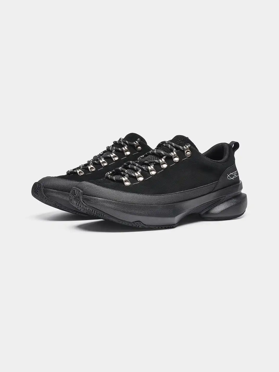 Skatedove | Elevated Wear Resistant All Black Samurai Casual Sneakers