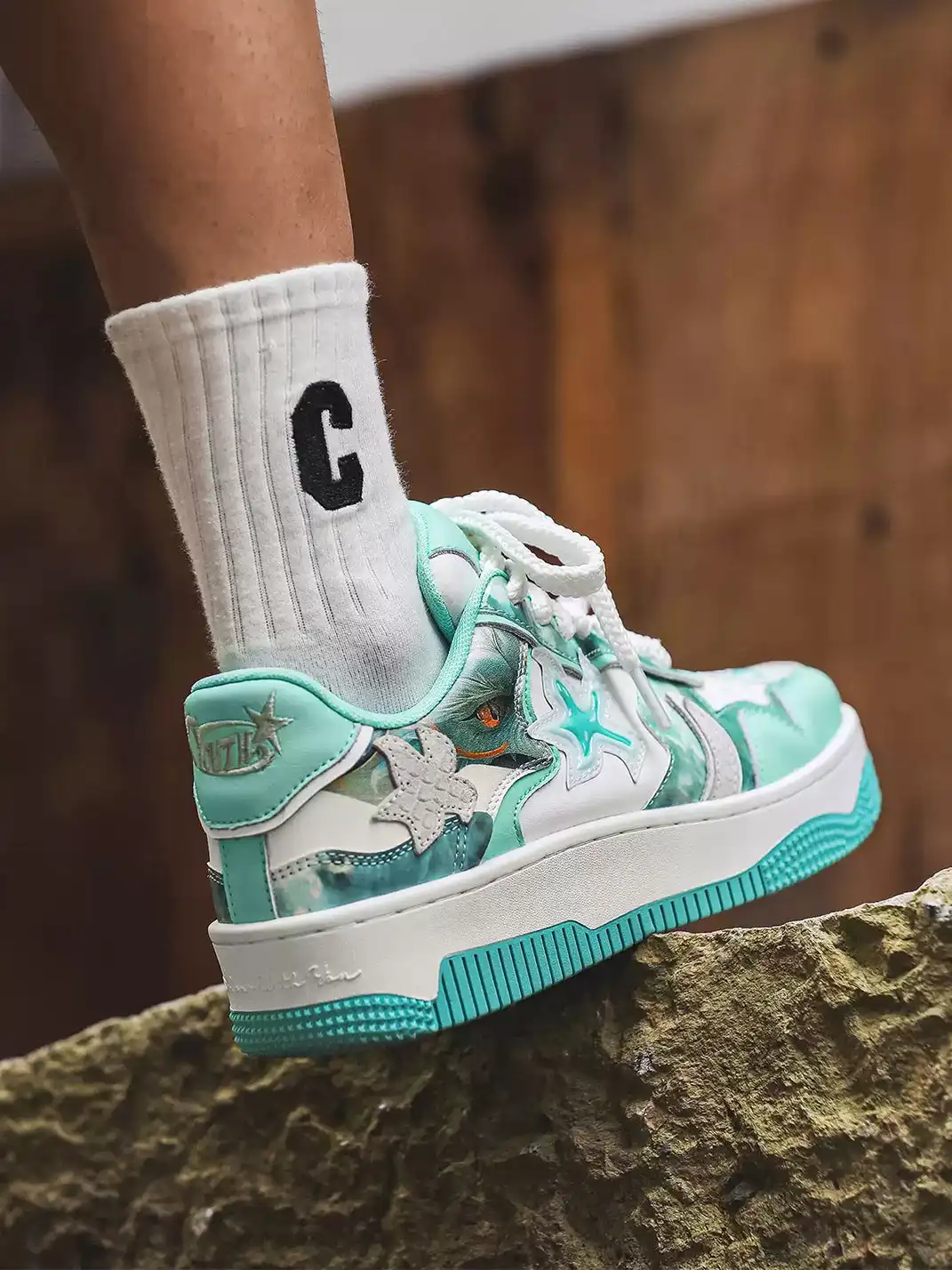 Youthloser | Star Patch Chunky Platform Skate Sneakers