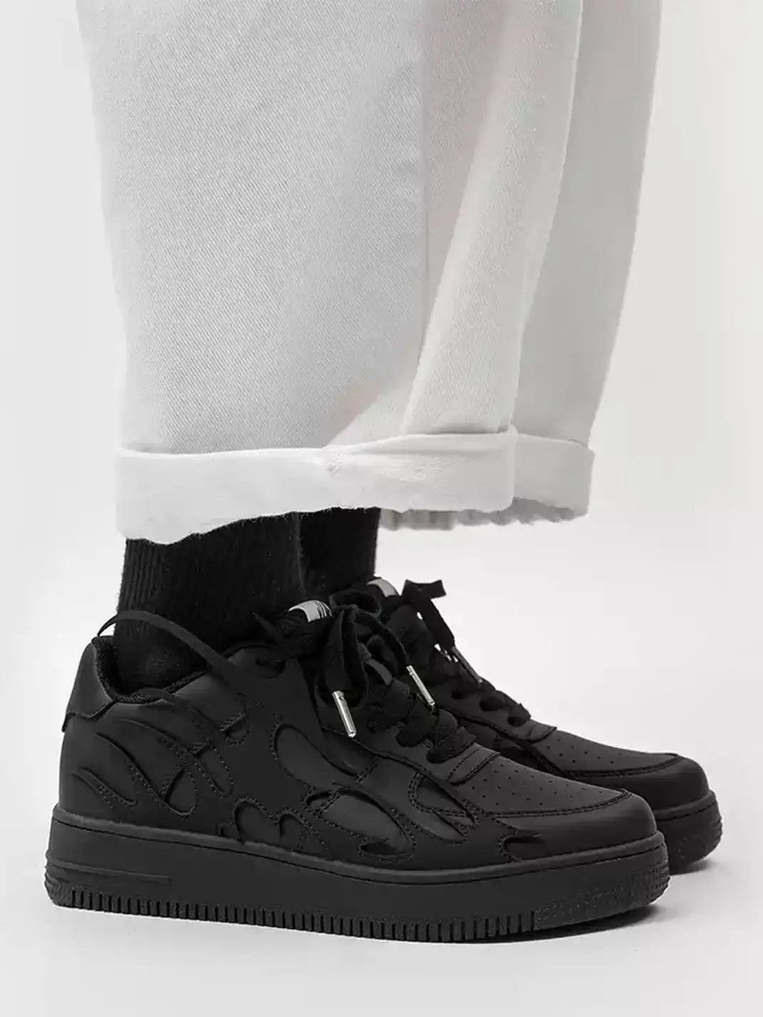 Youthloser | Black And White Flame Graphic Chunky Platform Skate Sneakers