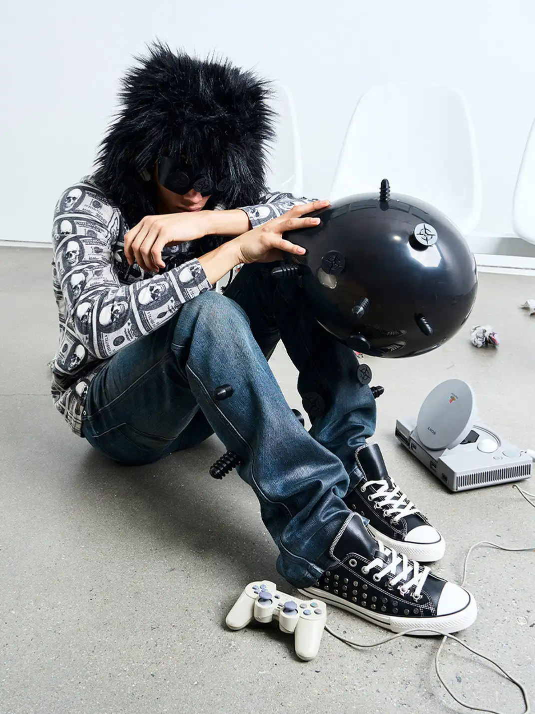 WATCH YOUR STEP | Metal Screw Stud Long Tongue Canvas Sneakers