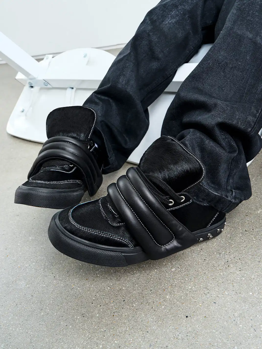 WATCH YOUR STEP | Genuine Horse Hair Velcro Skate Sneakers
