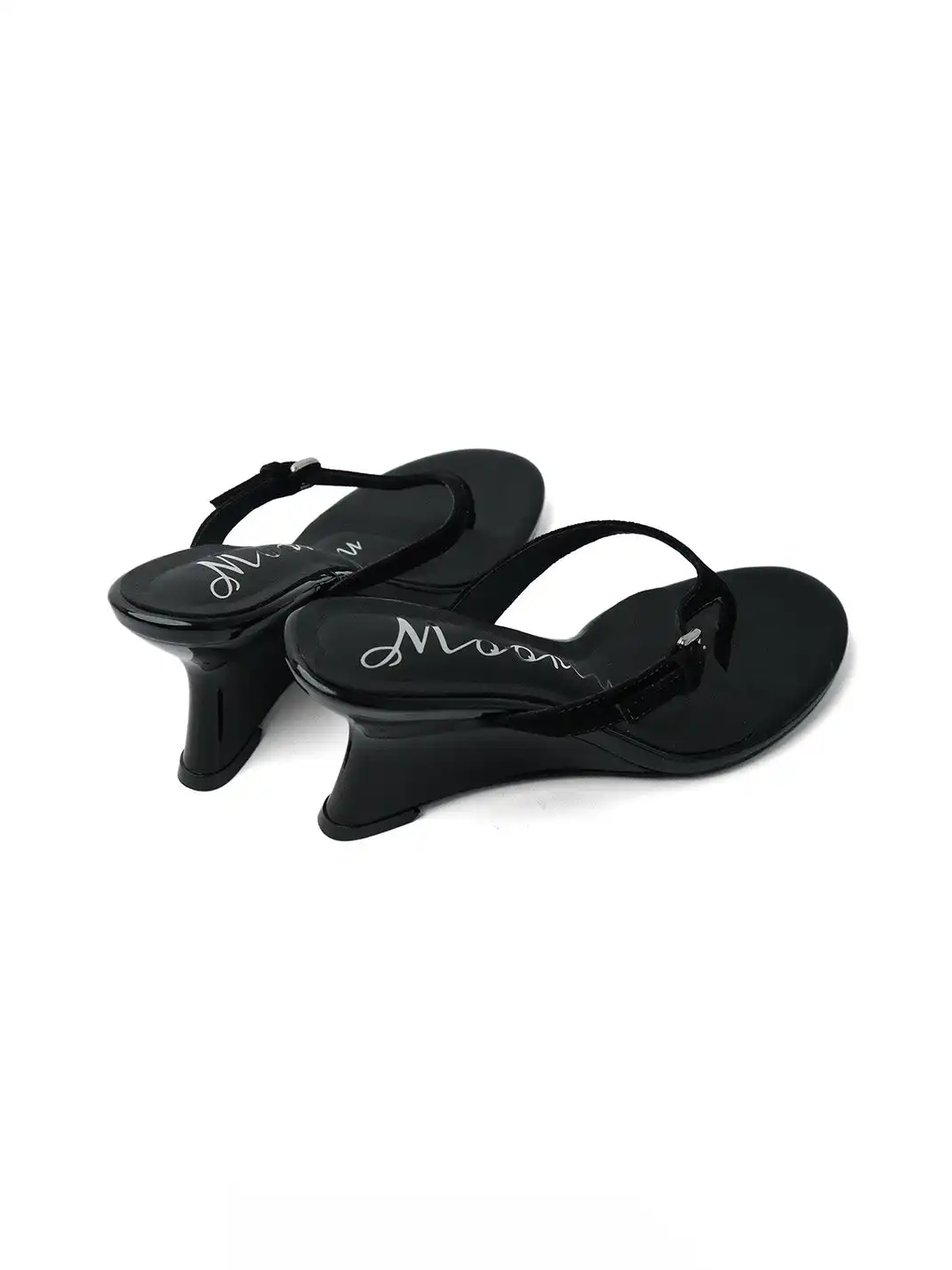 Mooreyu Atelier | Sheepskin Thong Round Toe High Heel Sandals