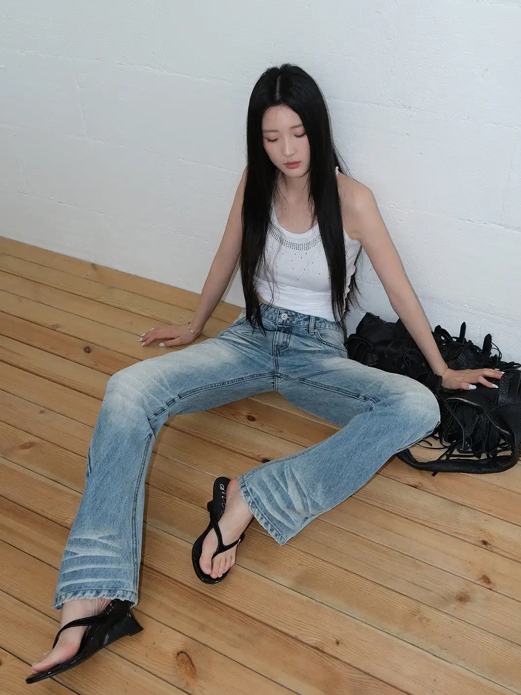 Mooreyu Atelier | Sheepskin Thong Round Toe High Heel Sandals