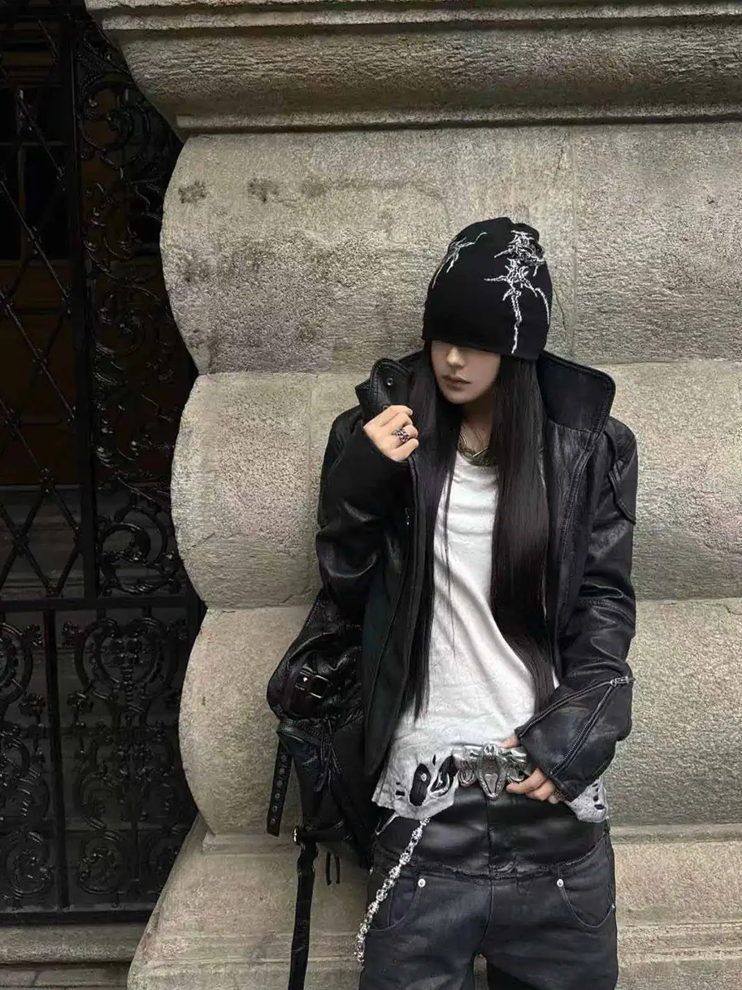 Cinder Vein | Three-Headed Beast Bone Embossed Crocodile Grain Leather Belt