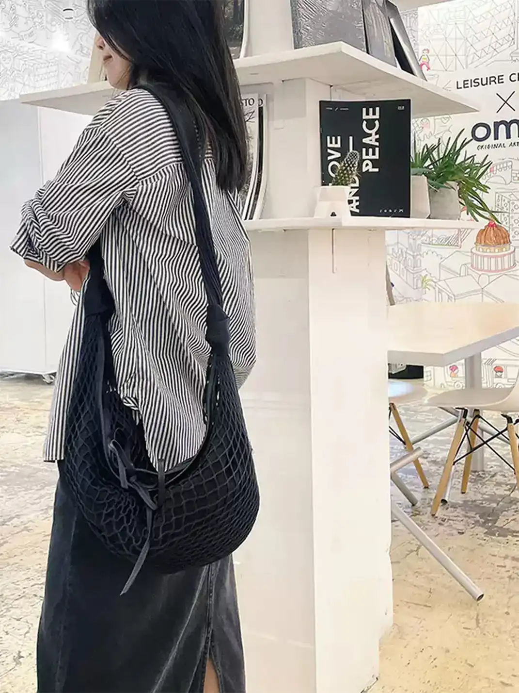 High End | Woven Mesh Pocket Shoulder Crossbody Bag