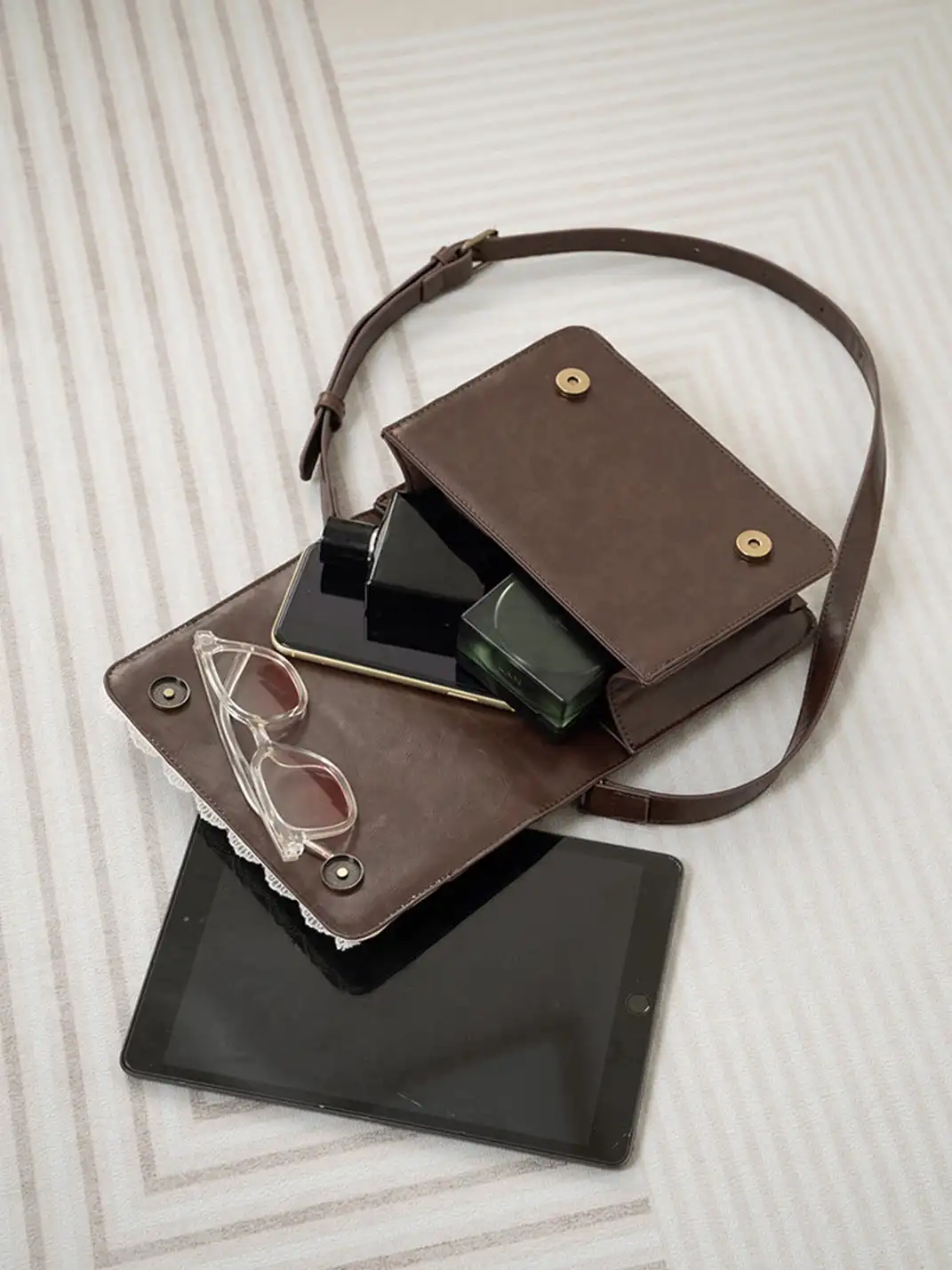 HIATUS | Piano Embroidered Lace Convertible Backpack Crossbody Bag