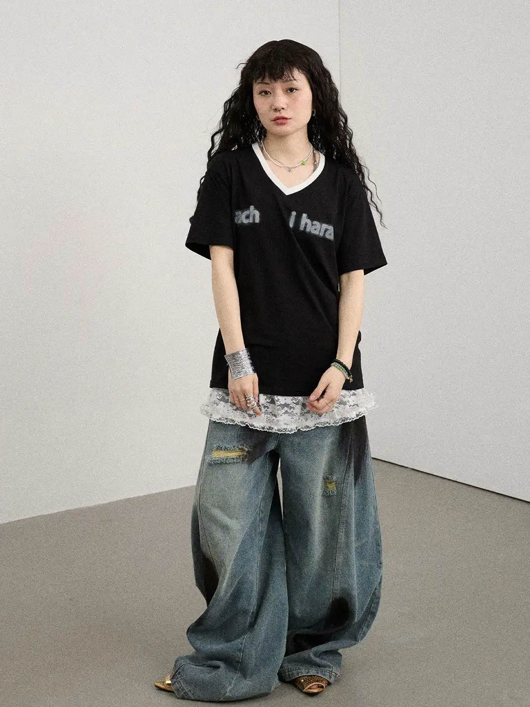 Achihara | V-Neck Loose Fit T-Shirt
