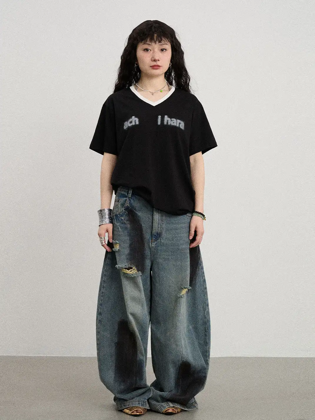 Achihara | V-Neck Loose Fit T-Shirt