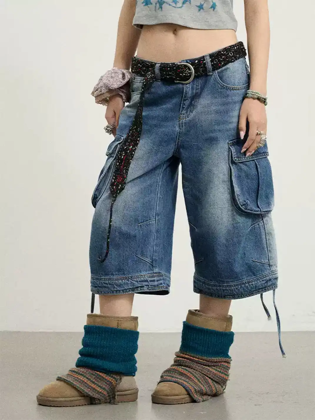 Achihara | Distressed 7/8 Length Jeans