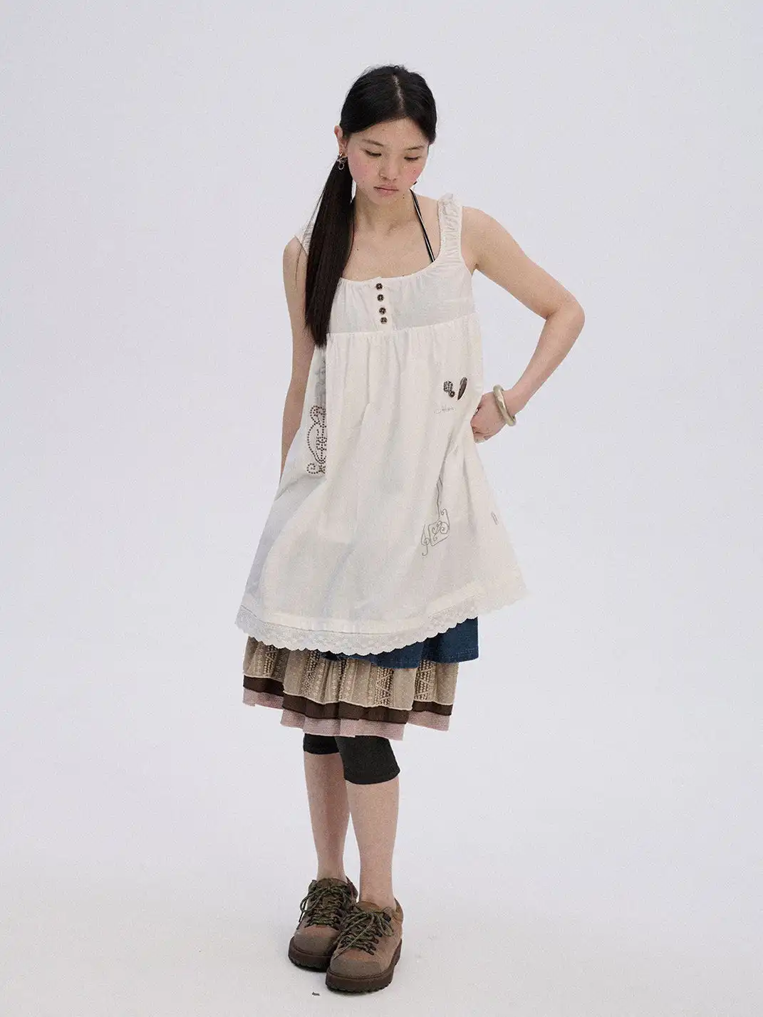 Achihara | Embroidered Button Sleeveless Lace Dress