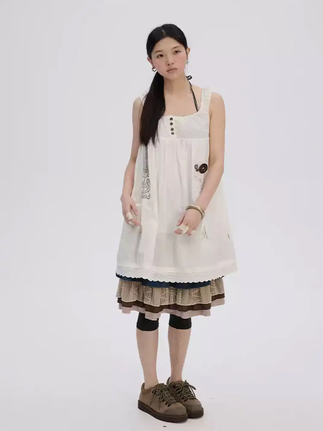 Achihara | Embroidered Button Sleeveless Lace Dress