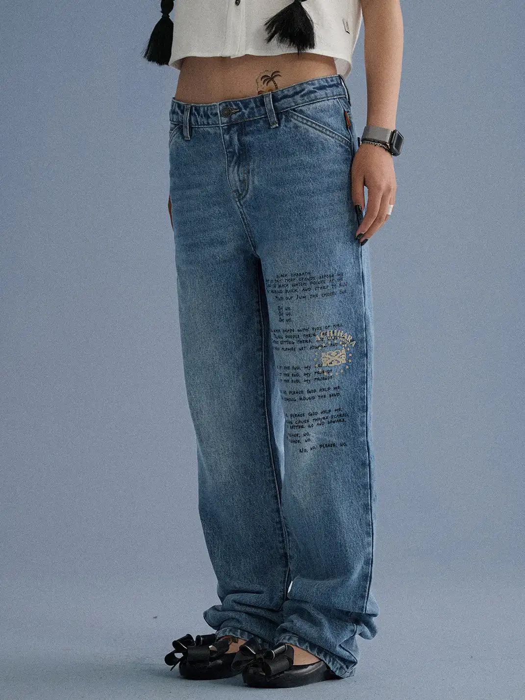 Achihara | Distressed Letter Print Versatile Jeans