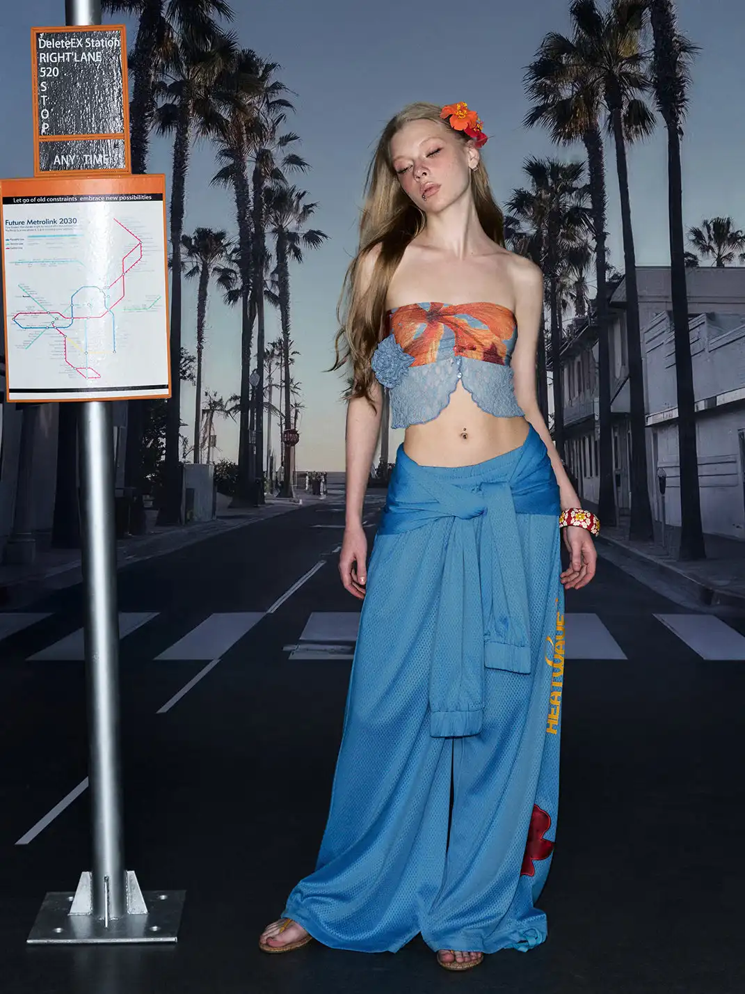 DeleteEX | Floral Lace Fitted Strapless Top