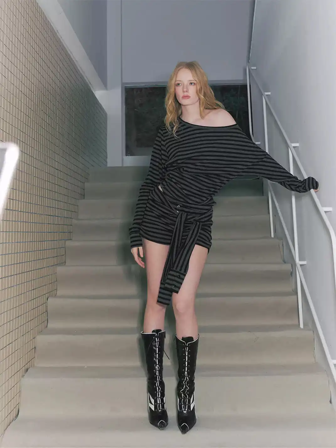 DeleteEX | Striped Ruched One-Shoulder Long Sleeve Top