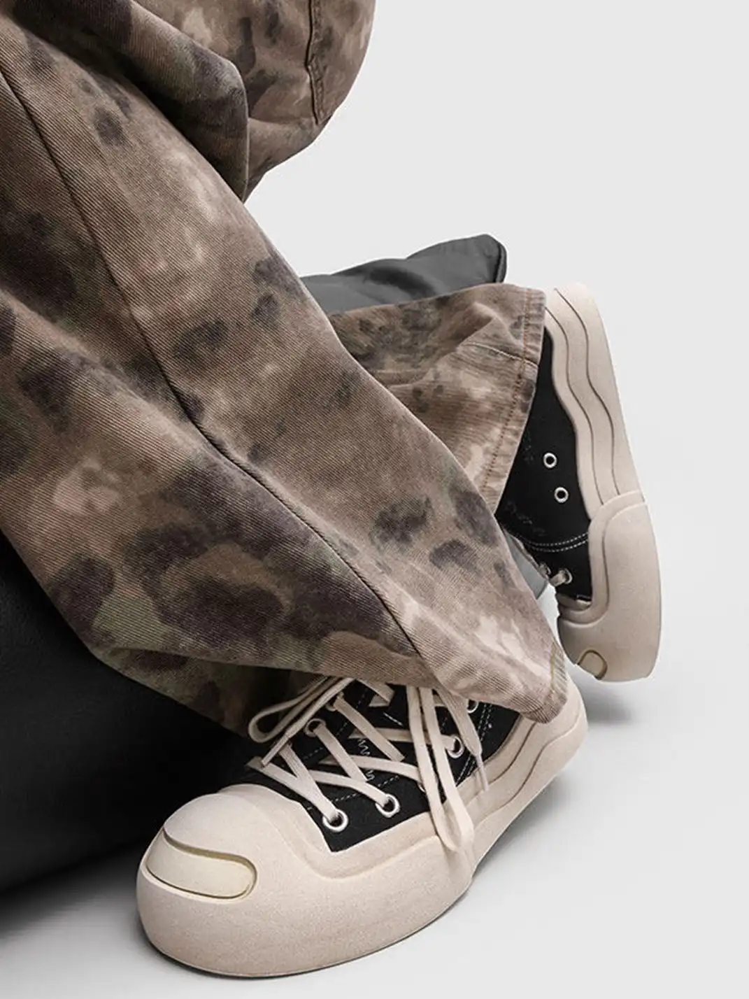 UENO PLANET | Vintage Platform Round Toe Canvas Shoes