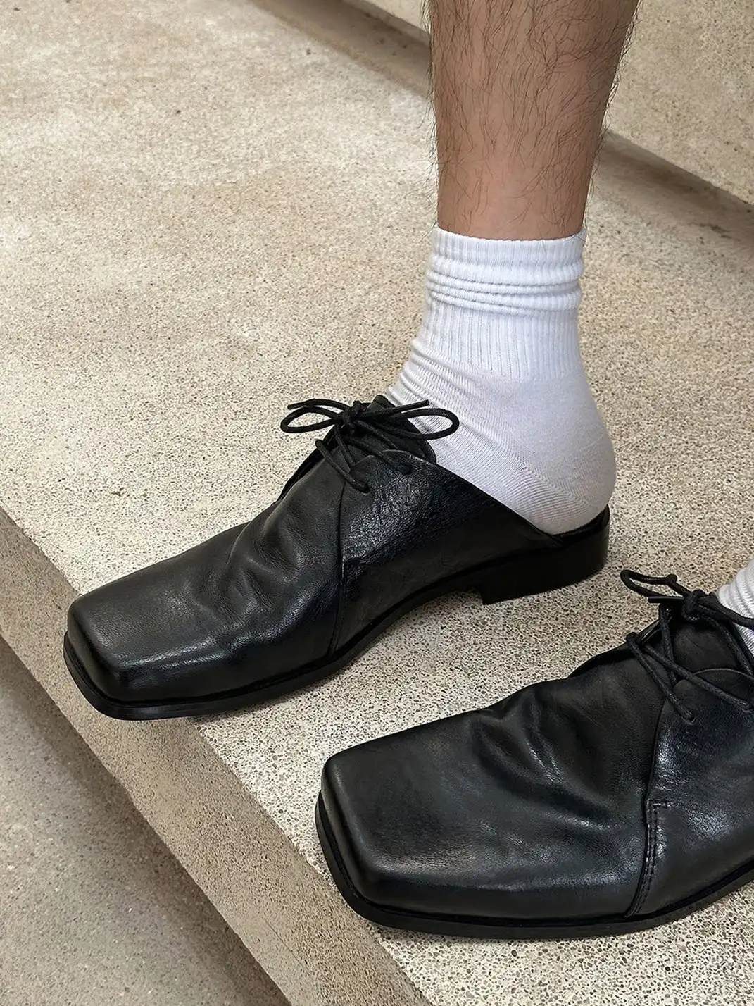HANQIAORIJI | Washed Horsehide Square Toe Mule Slippers