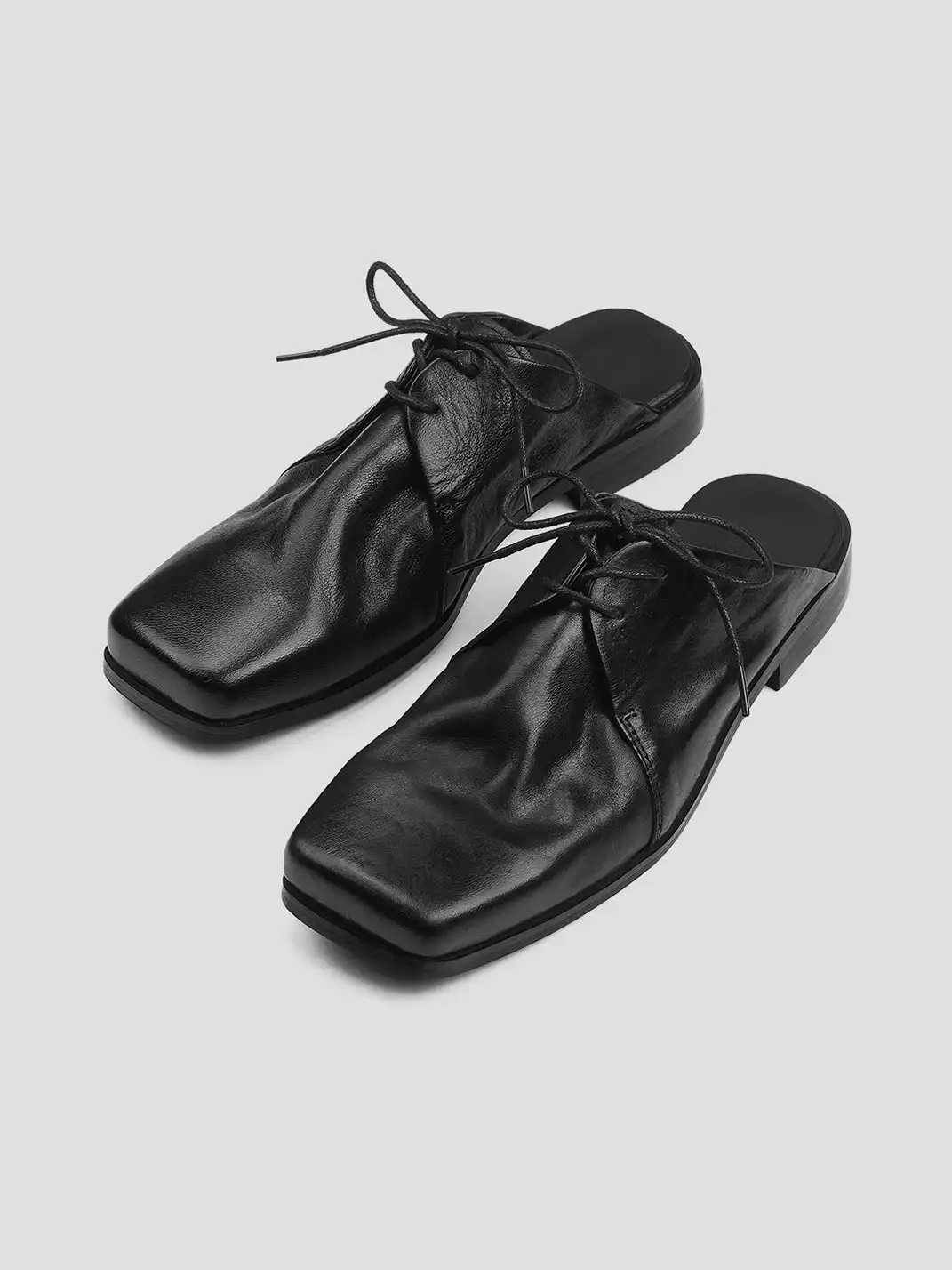 HANQIAORIJI | Washed Horsehide Square Toe Mule Slippers