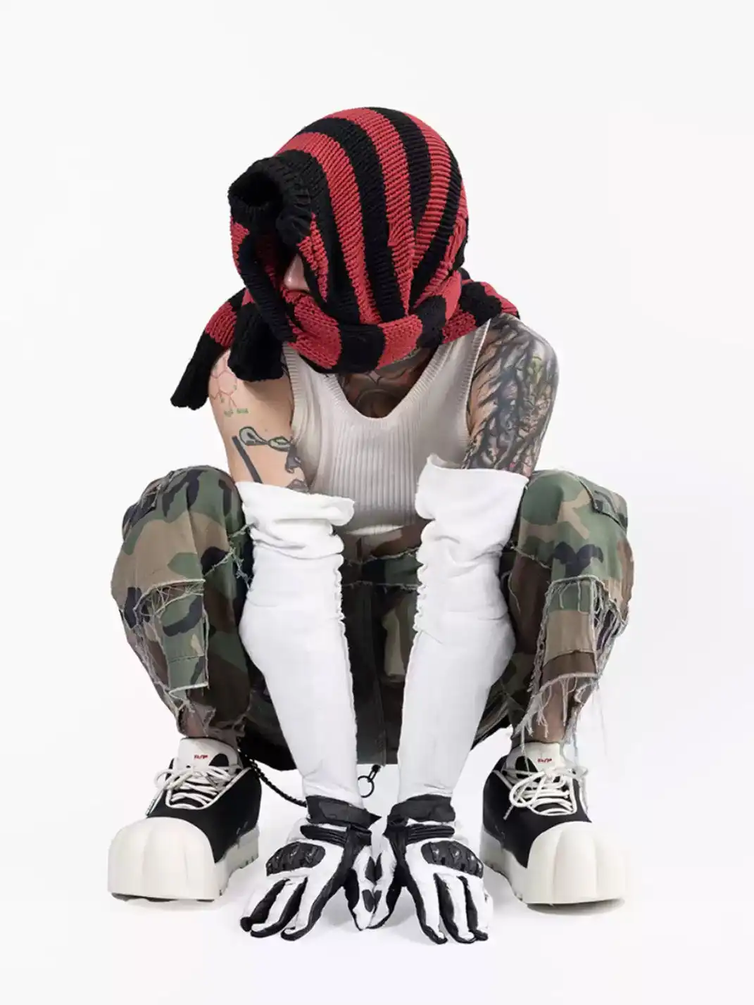 FVVO |  Oversized Toe Cap Canvas Sneakers
