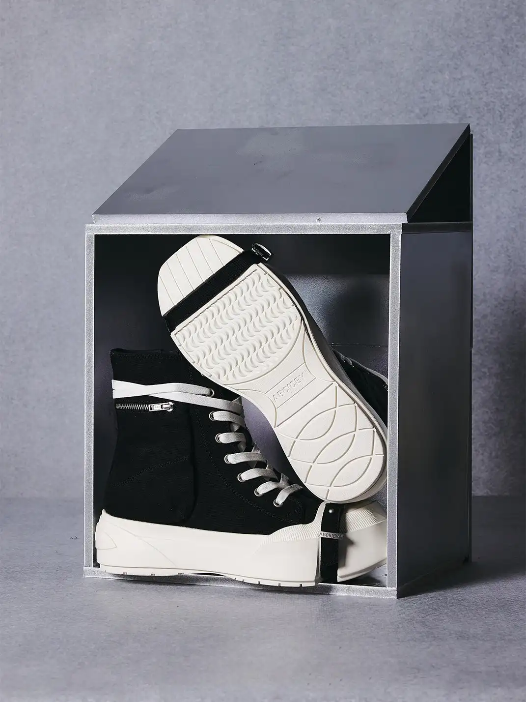 ABCICEY | Zip-Up Platform High-Top Canvas shoes