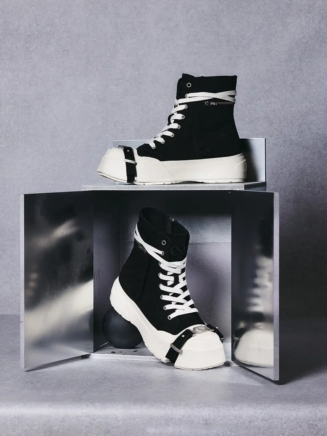 ABCICEY | Zip-Up Platform High-Top Canvas shoes
