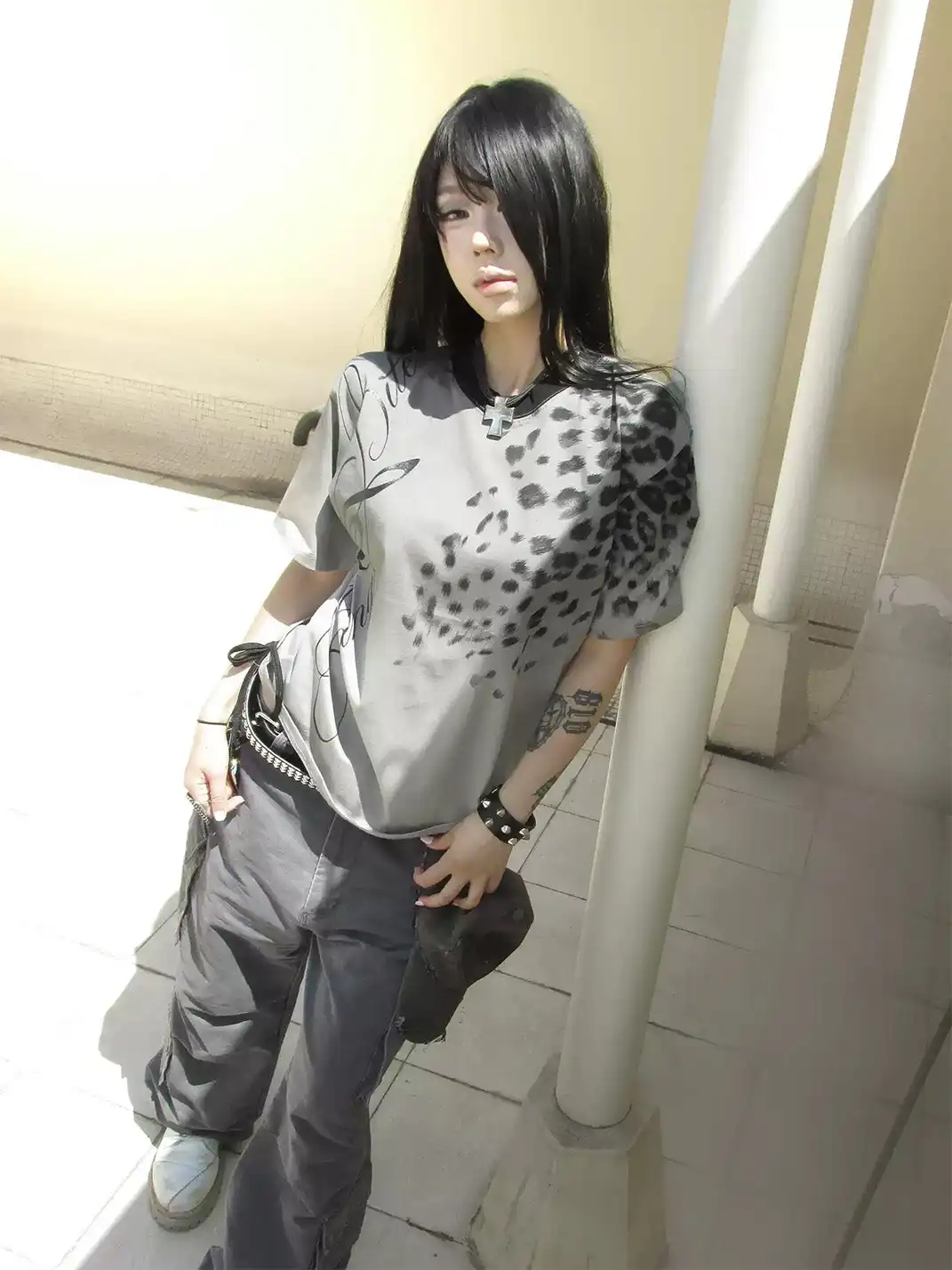 Esaias | Note Leopard Print Glitter T-Shirt