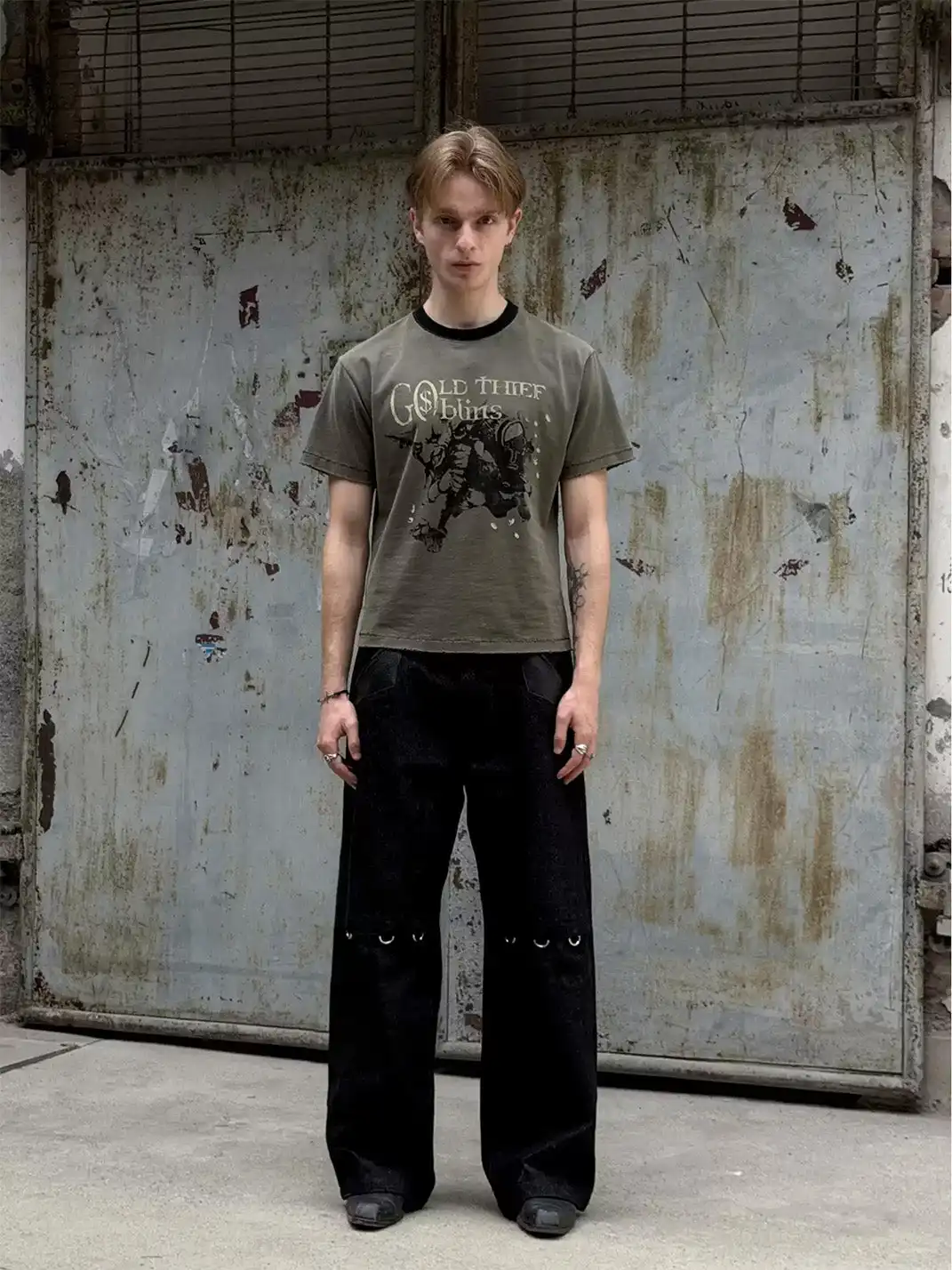 Esaias | Gold Thief Print Washed T-Shirt
