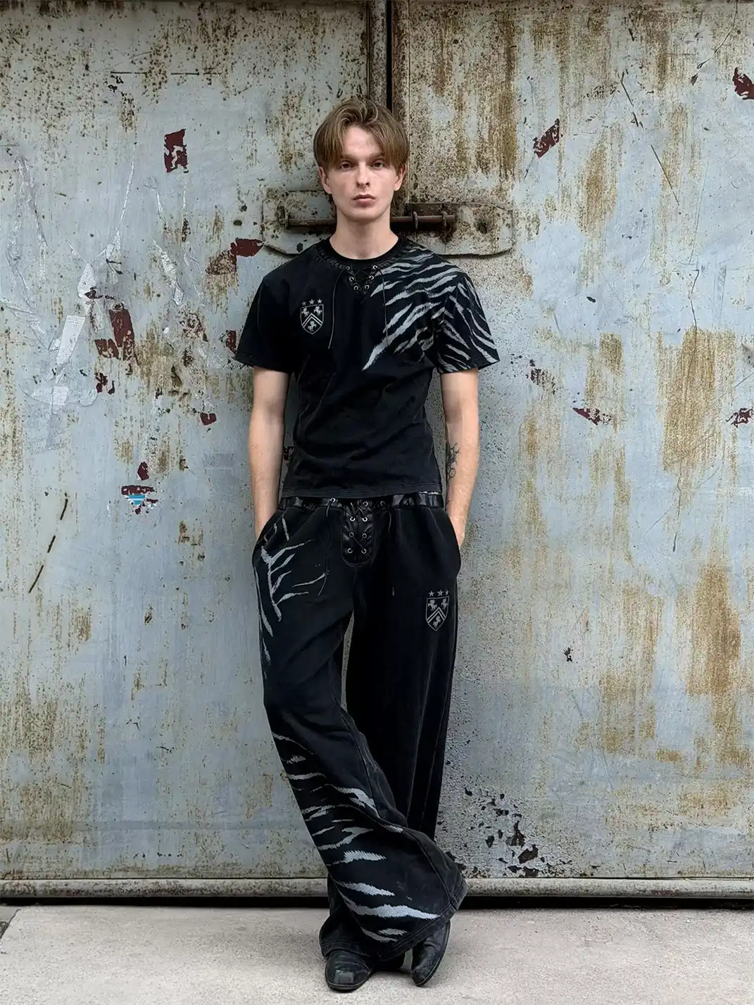 Esaias | Zebra Print Leather Spliced Tie Collar T-Shirt