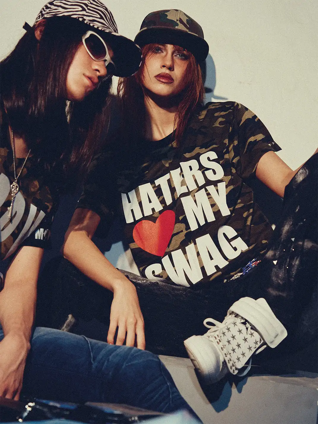 PAIKI | Camouflage Heart Print T-Shirt