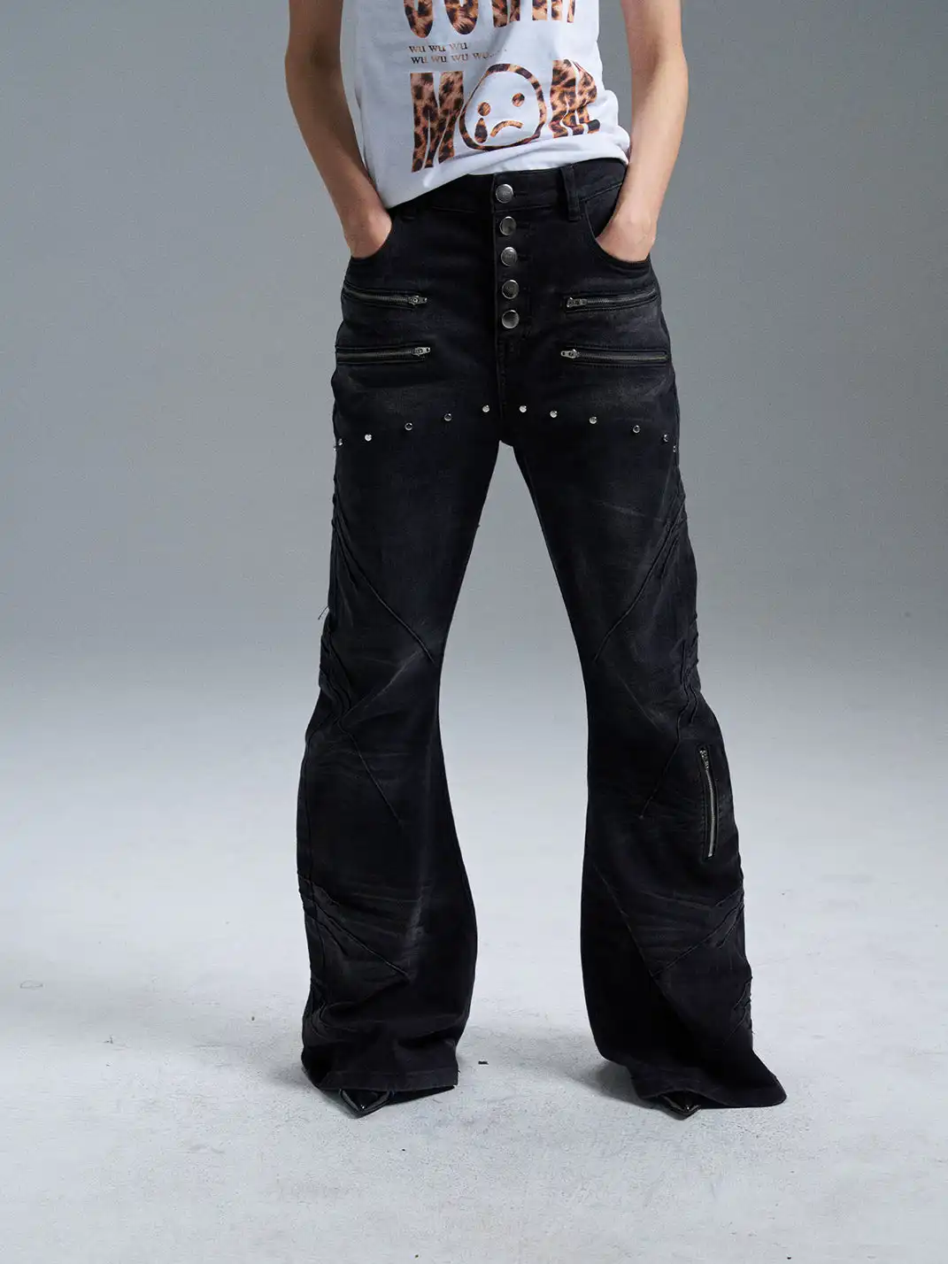 PAIKI | Samehada Washed Curved Blade Jeans