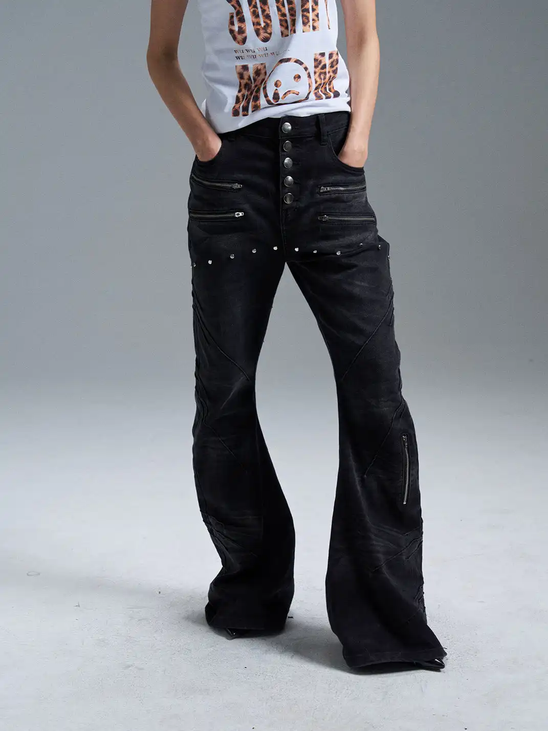 PAIKI | Samehada Washed Curved Blade Jeans