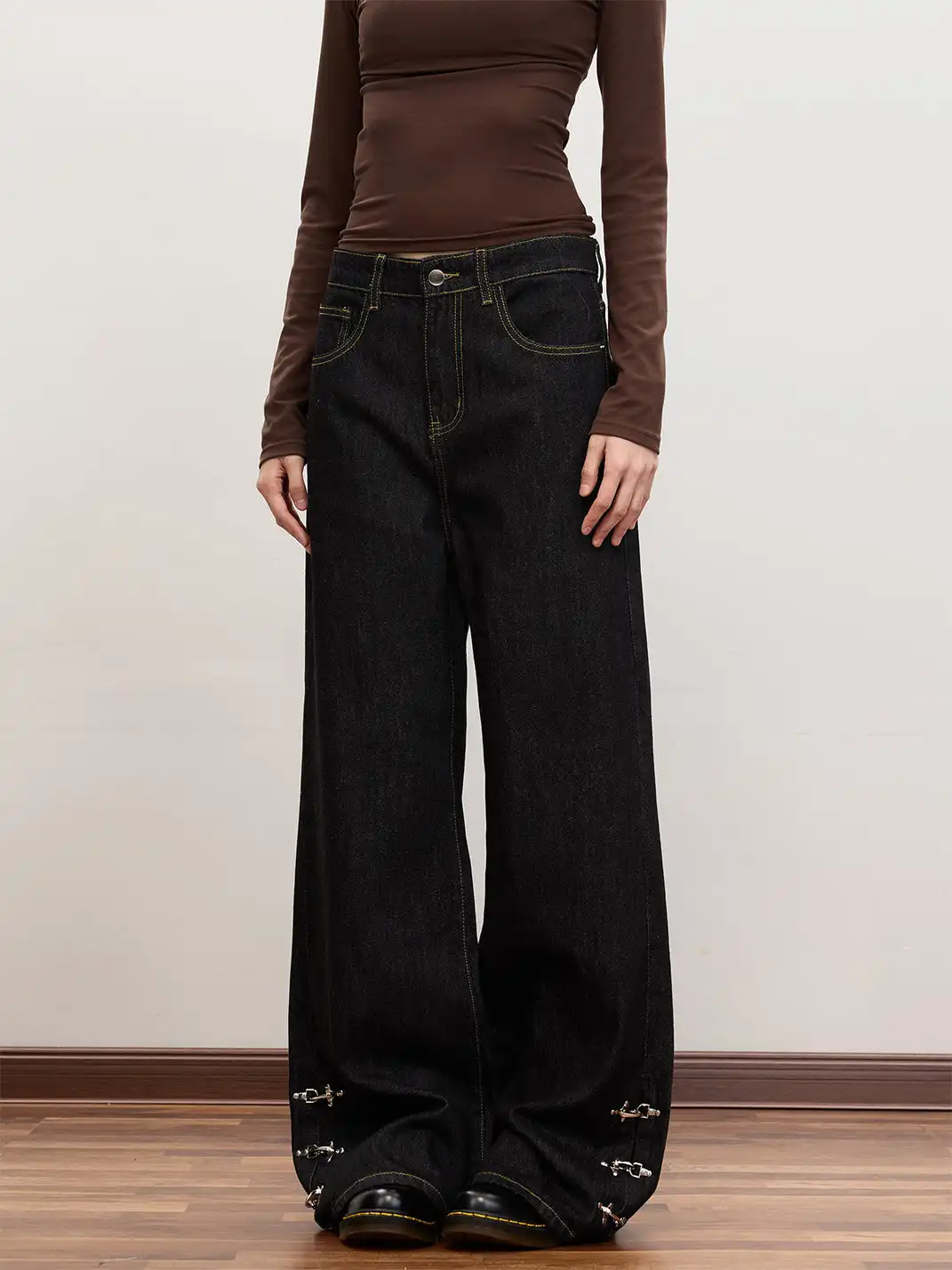FLY OFF | Airplane Button Raw Denim Jeans
