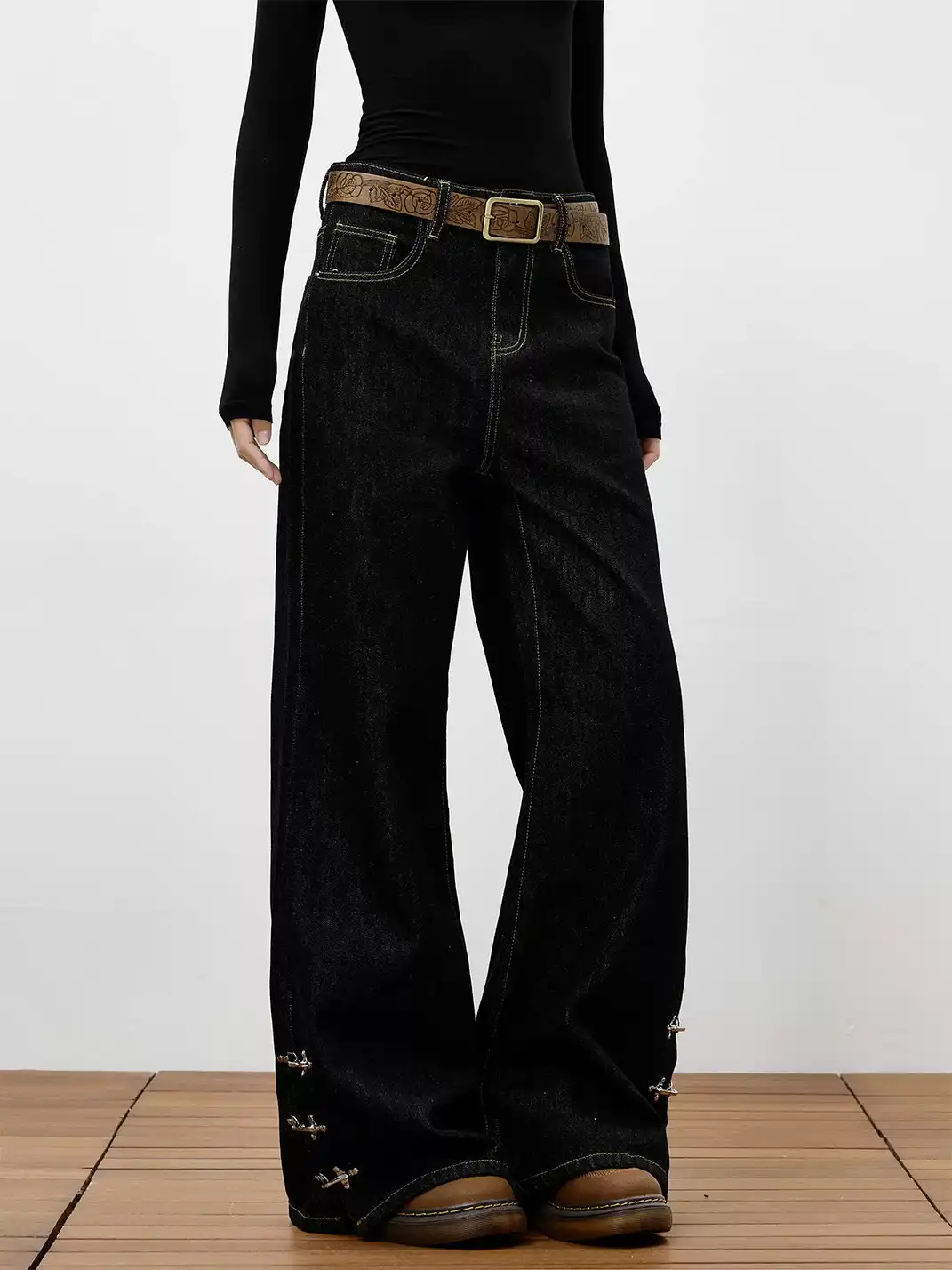 FLY OFF | Airplane Button Raw Denim Jeans