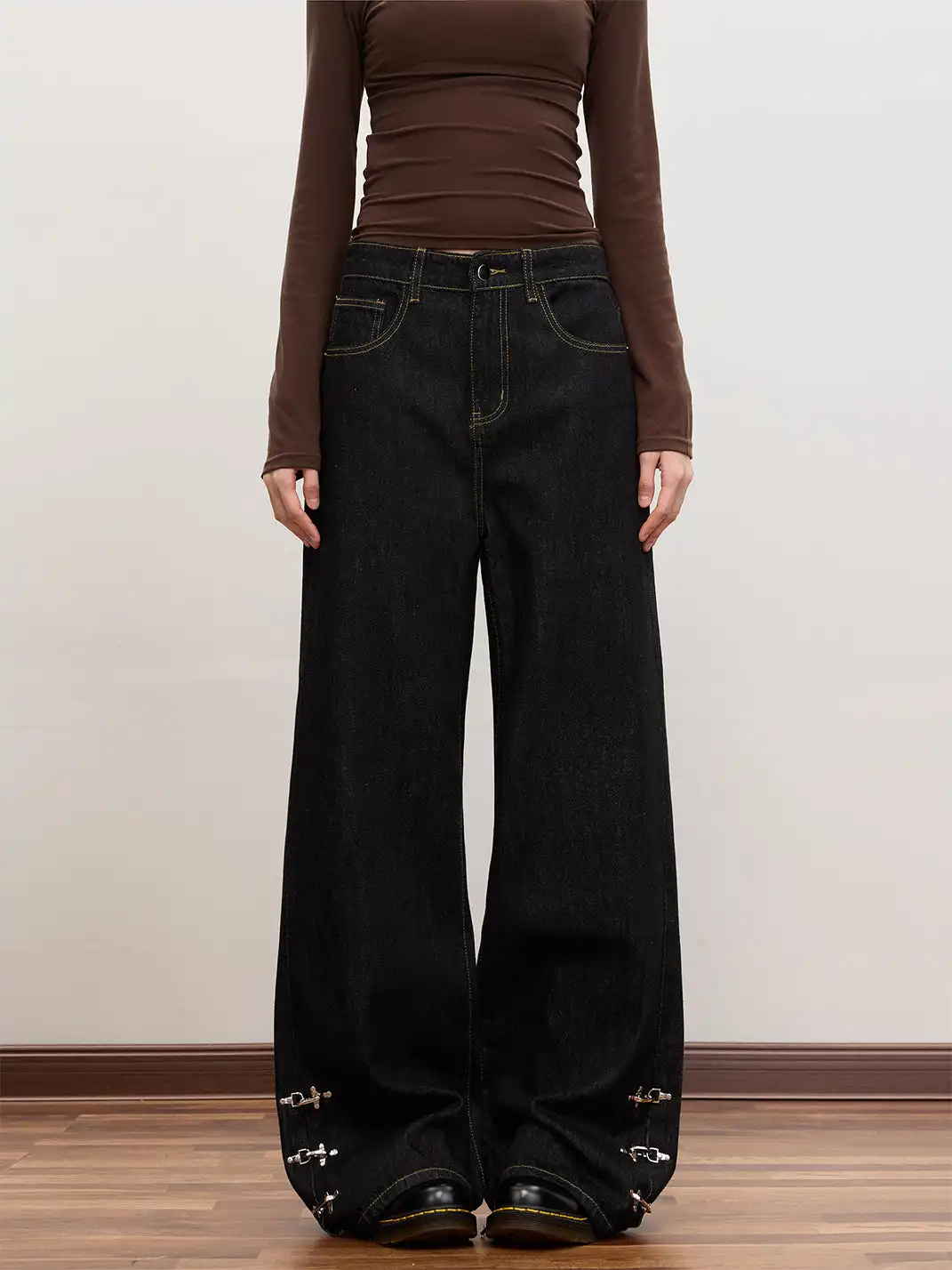 FLY OFF | Airplane Button Raw Denim Jeans
