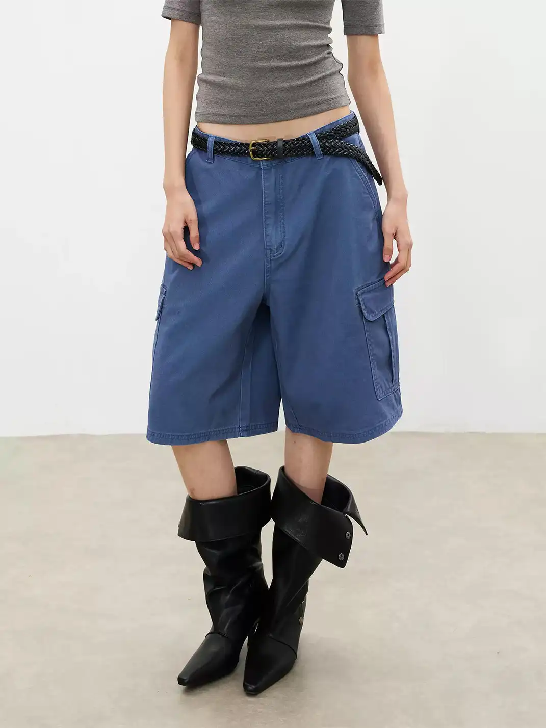 FLY OFF | Big Pocket Cargo Bermuda Shorts