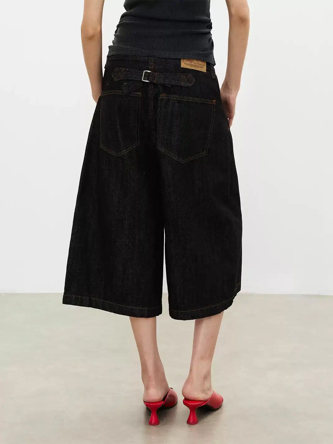 FLY OFF | Five Buttons Straight Leg 7/8 Length Jeans