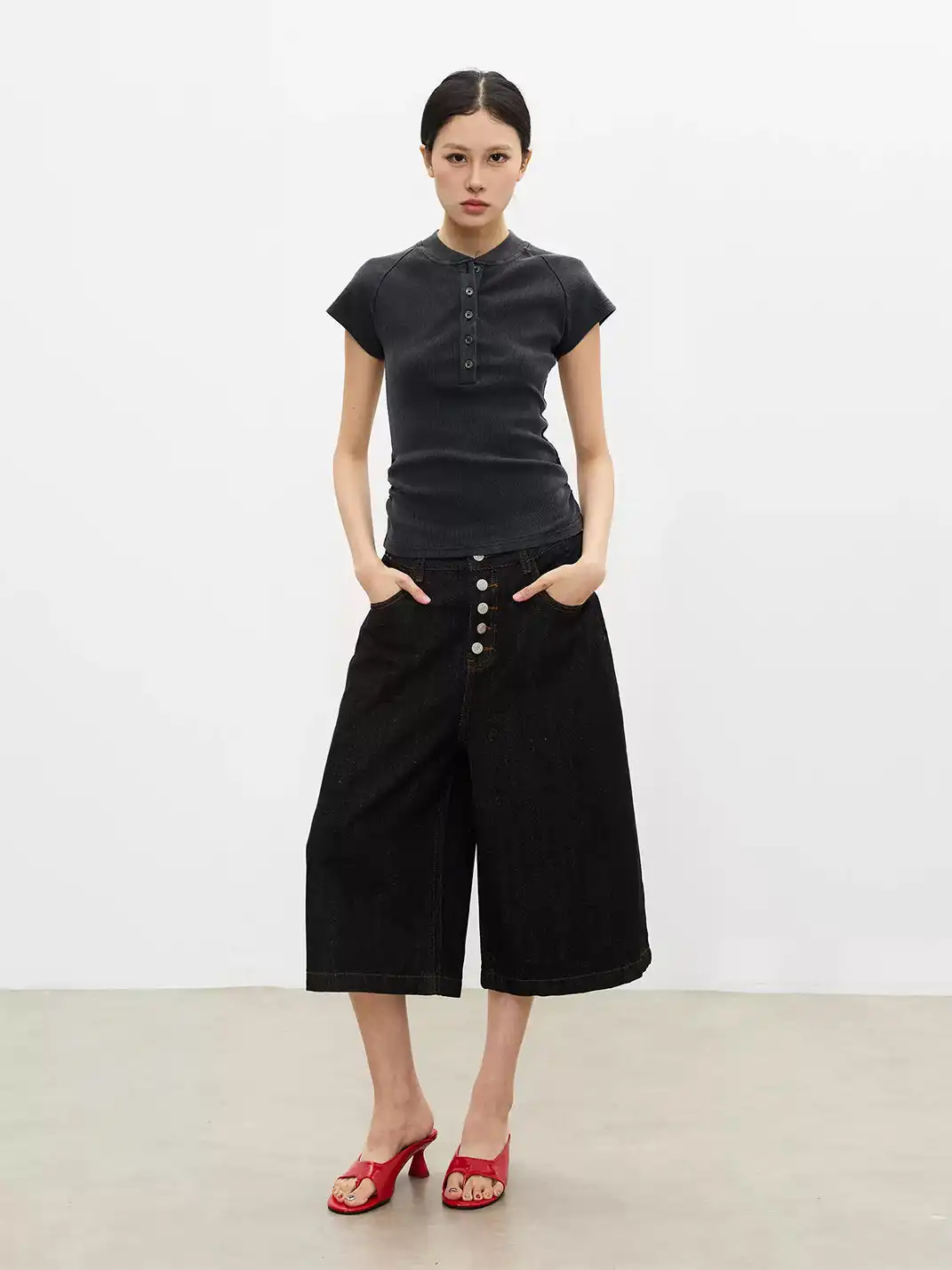 FLY OFF | Five Buttons Straight Leg 7/8 Length Jeans