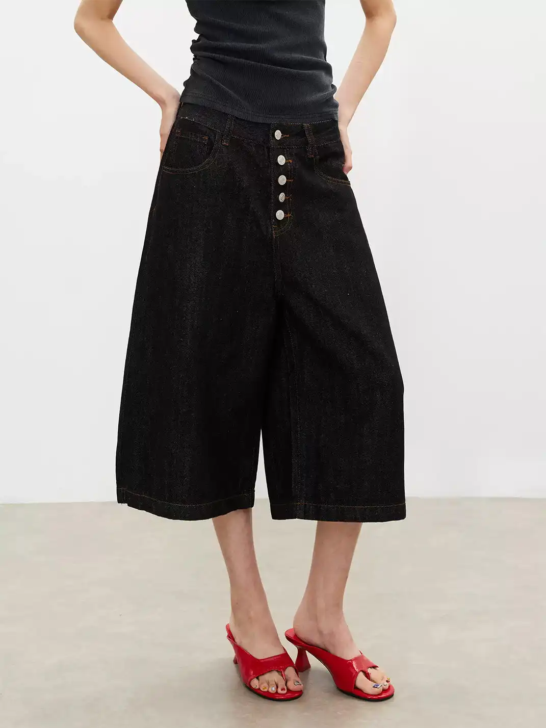 FLY OFF | Five Buttons Straight Leg 7/8 Length Jeans