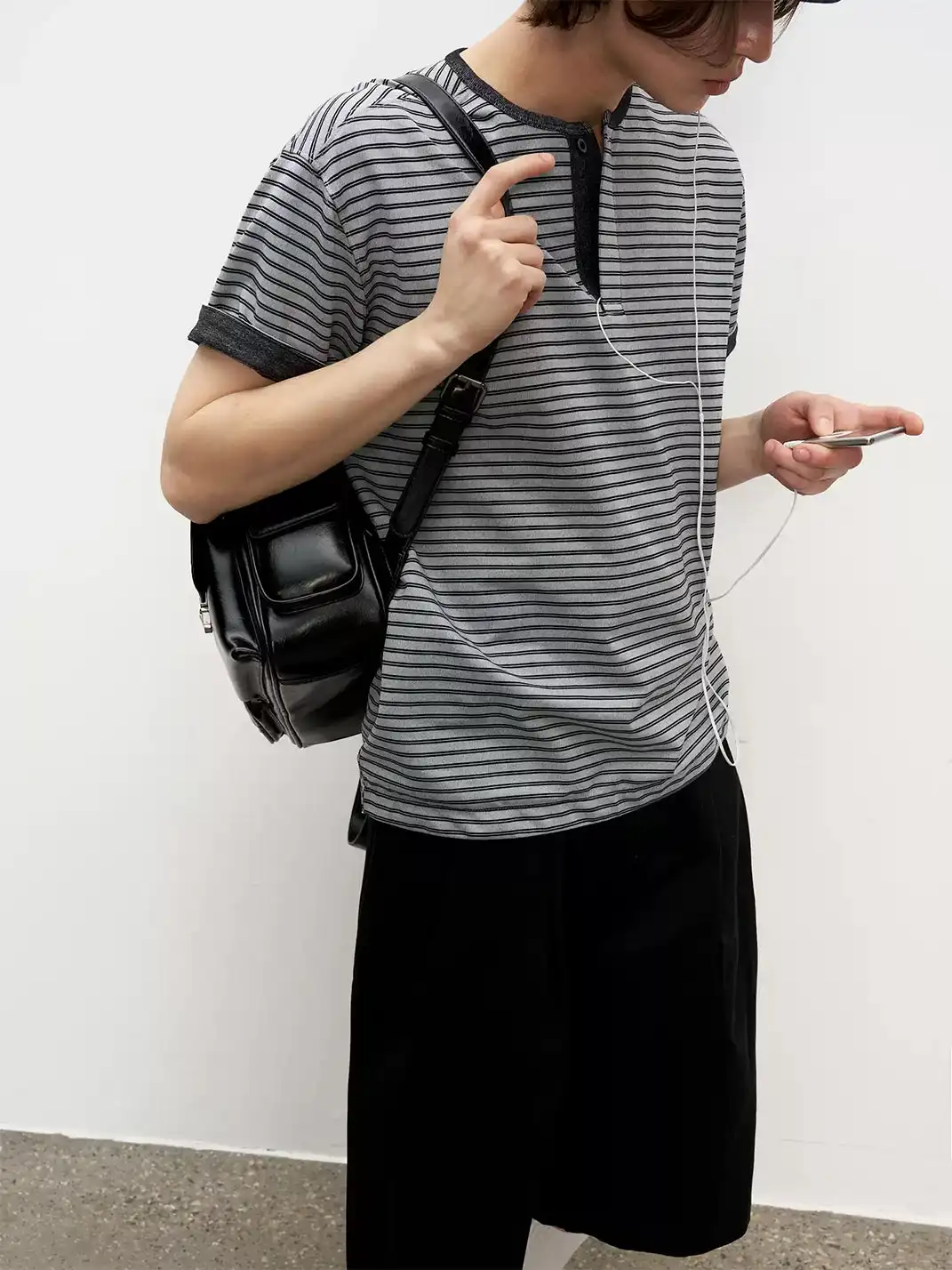 FLY OFF | Henley Collar Stripe Short Sleeve T-Shirt