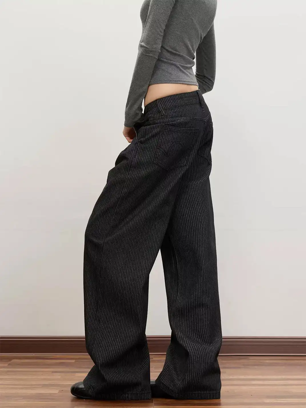 FLY OFF | Pleated Five Buttons Stripe Straight Leg Jeans