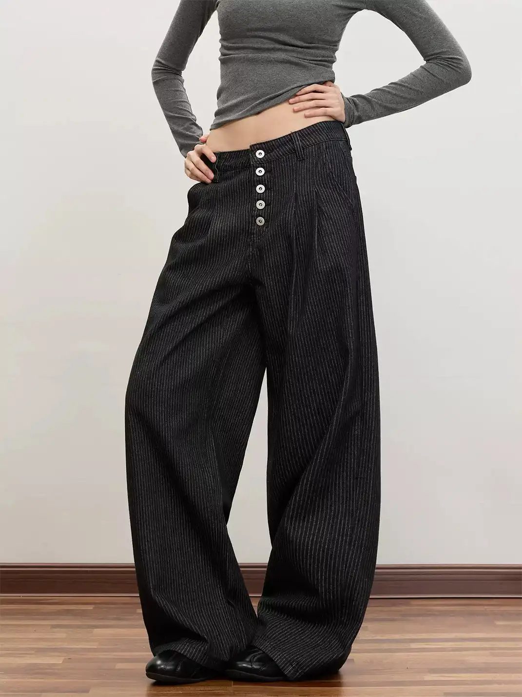 FLY OFF | Pleated Five Buttons Stripe Straight Leg Jeans