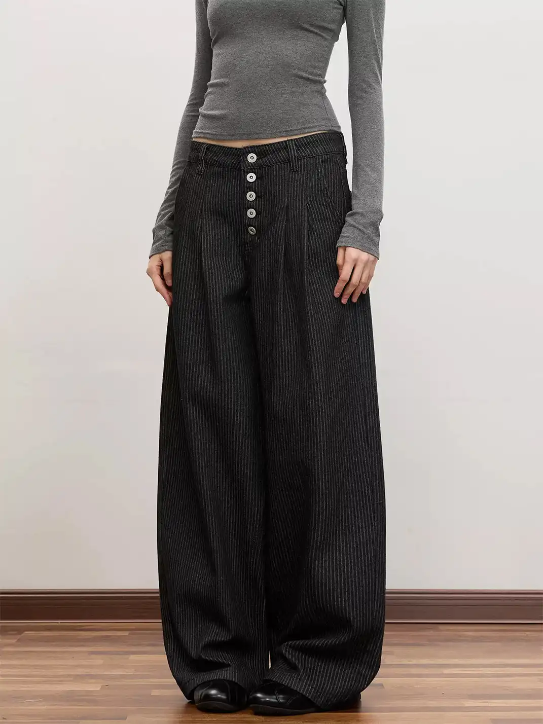 FLY OFF | Pleated Five Buttons Stripe Straight Leg Jeans