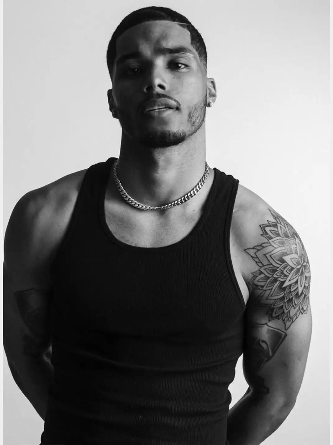 StreetEssentials | Solid Thick Ribbed Stretch Tank Top