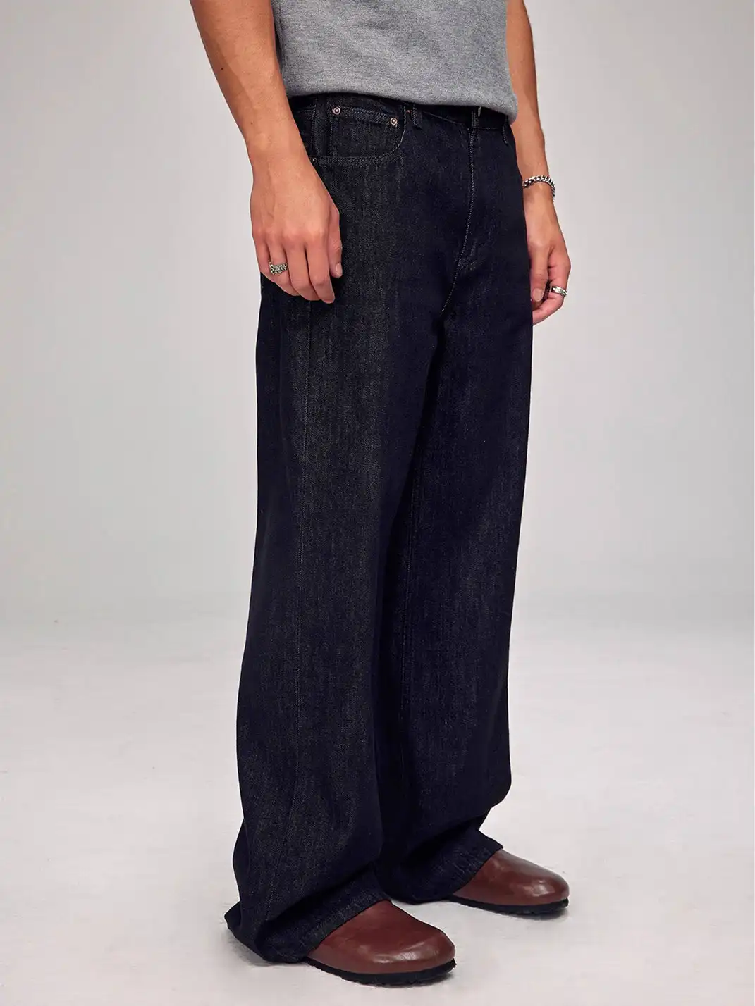 StreetEssentials | Classic Oversized Straight Leg Jeans