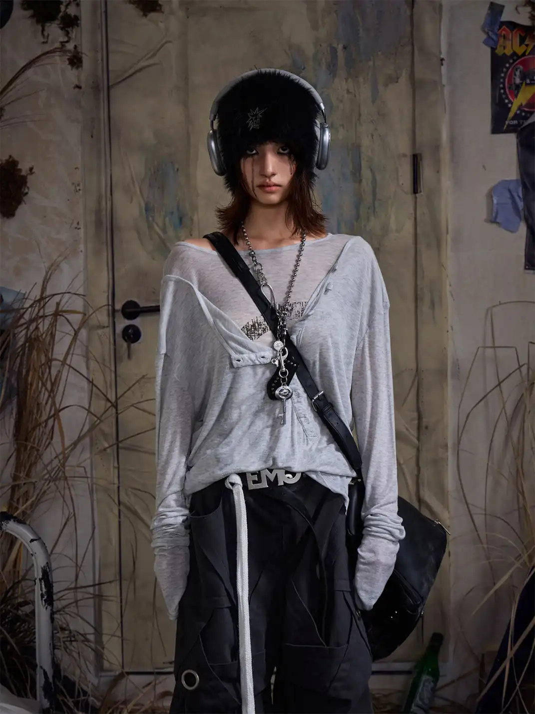 EMOBROTHER | Fake Two-Piece Layered Cover-Up T-Shirt