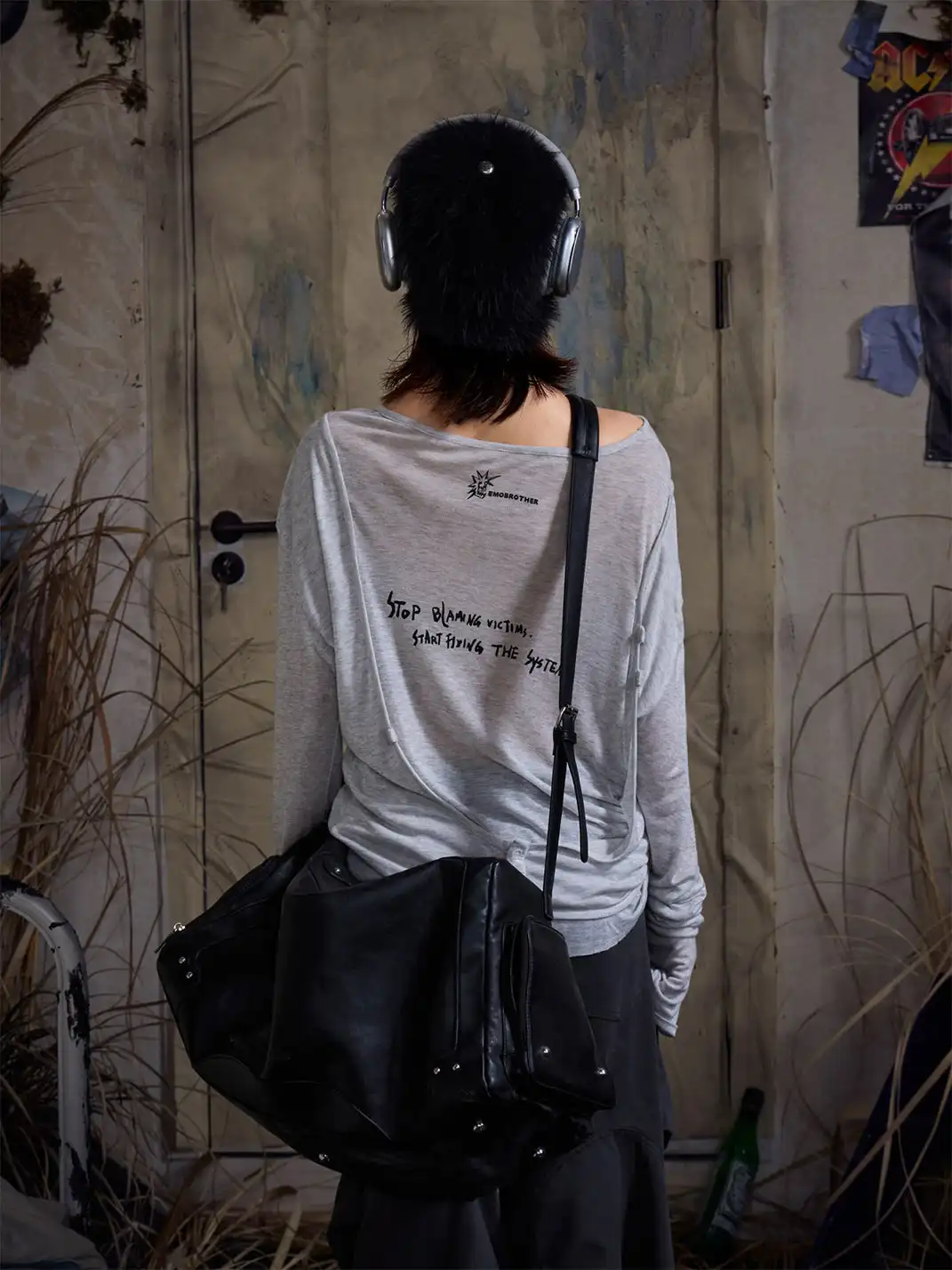 EMOBROTHER | Fake Two-Piece Layered Cover-Up T-Shirt